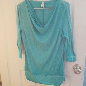 Vanity 3/4 sleeve cowl neck top in heather teal
